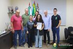 Governo Municipal empossa nova professora na rede municipal de ensino