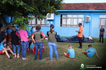 Biodigestor é instalado na Escola Municipal Serranópolis do Iguaçu Biodigestor é instalado na Escola Municipal Serranópolis do Iguaçu