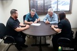 Prefeito assina ordem de serviço para a reforma do telhado da UBS Flor da Serra Prefeito assina ordem de serviço para a reforma do telhado da UBS Flor da Serra