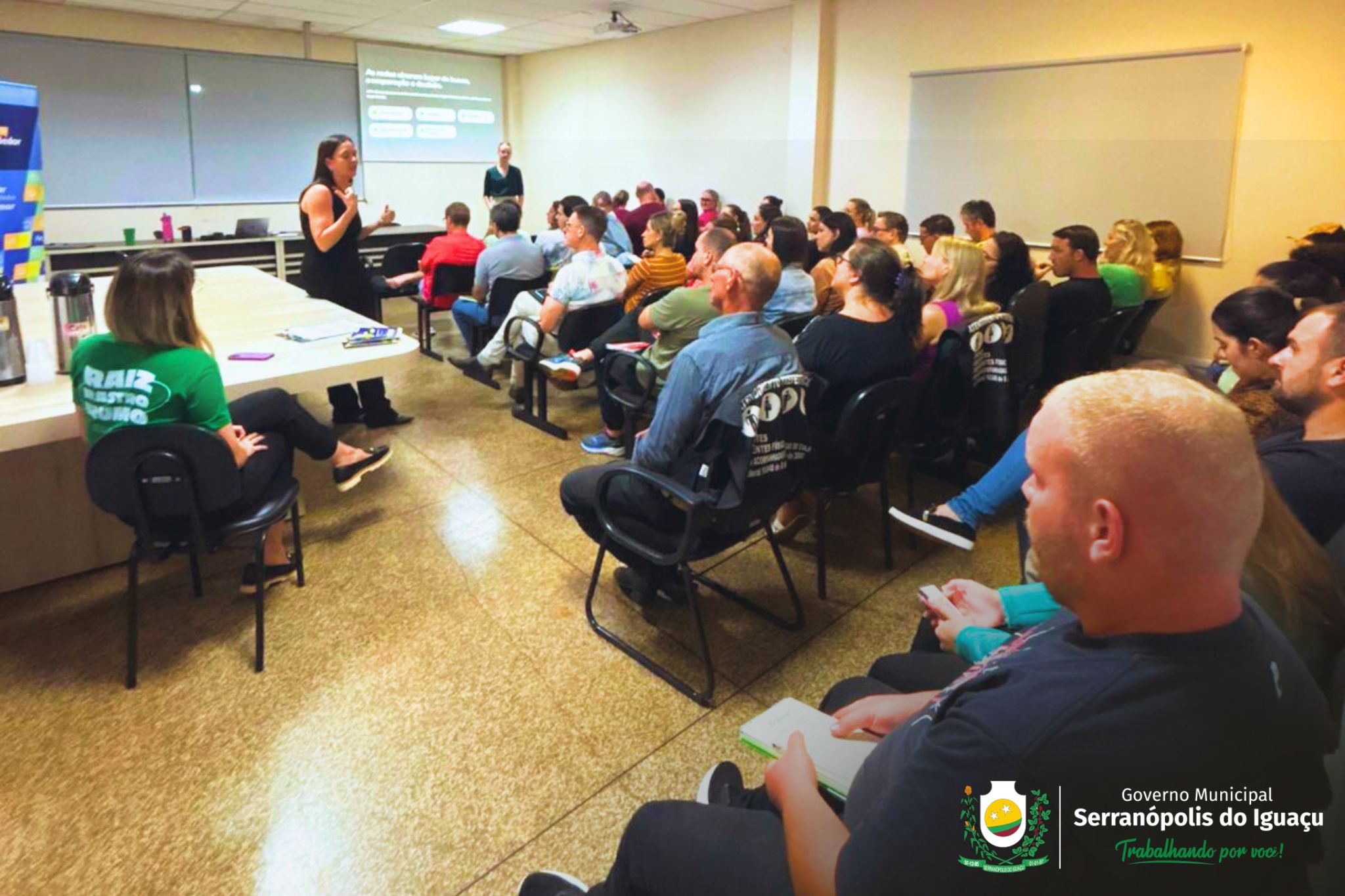 Projeto Empreenda Serranópolis capacita empreendedores com módulo sobre marketing