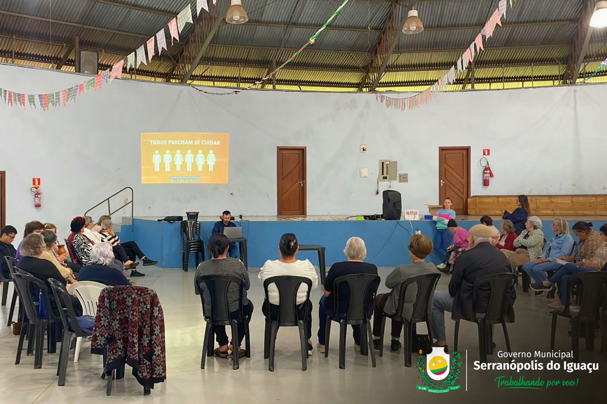 Programa Primavera da Vida recebe palestra sobre ISTs e cuidados com a saúde na terceira idade Programa Primavera da Vida recebe palestra sobre ISTs e cuidados com a saúde na terceira idade