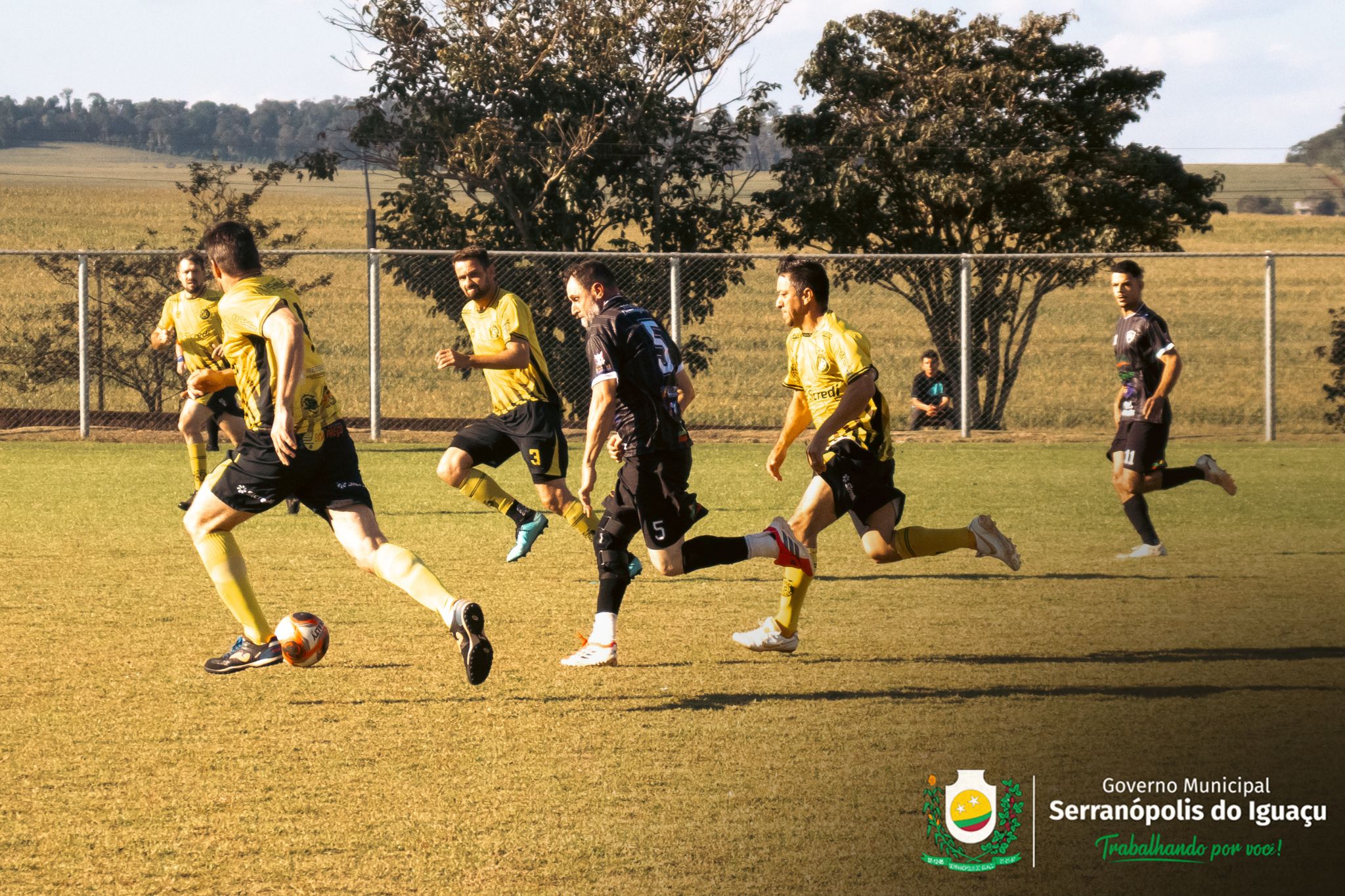 24º Campeonato Municipal de Futebol tem jogos movimentados pela categoria Idade Livre 24º Campeonato Municipal de Futebol tem jogos movimentados pela categoria Idade Livre