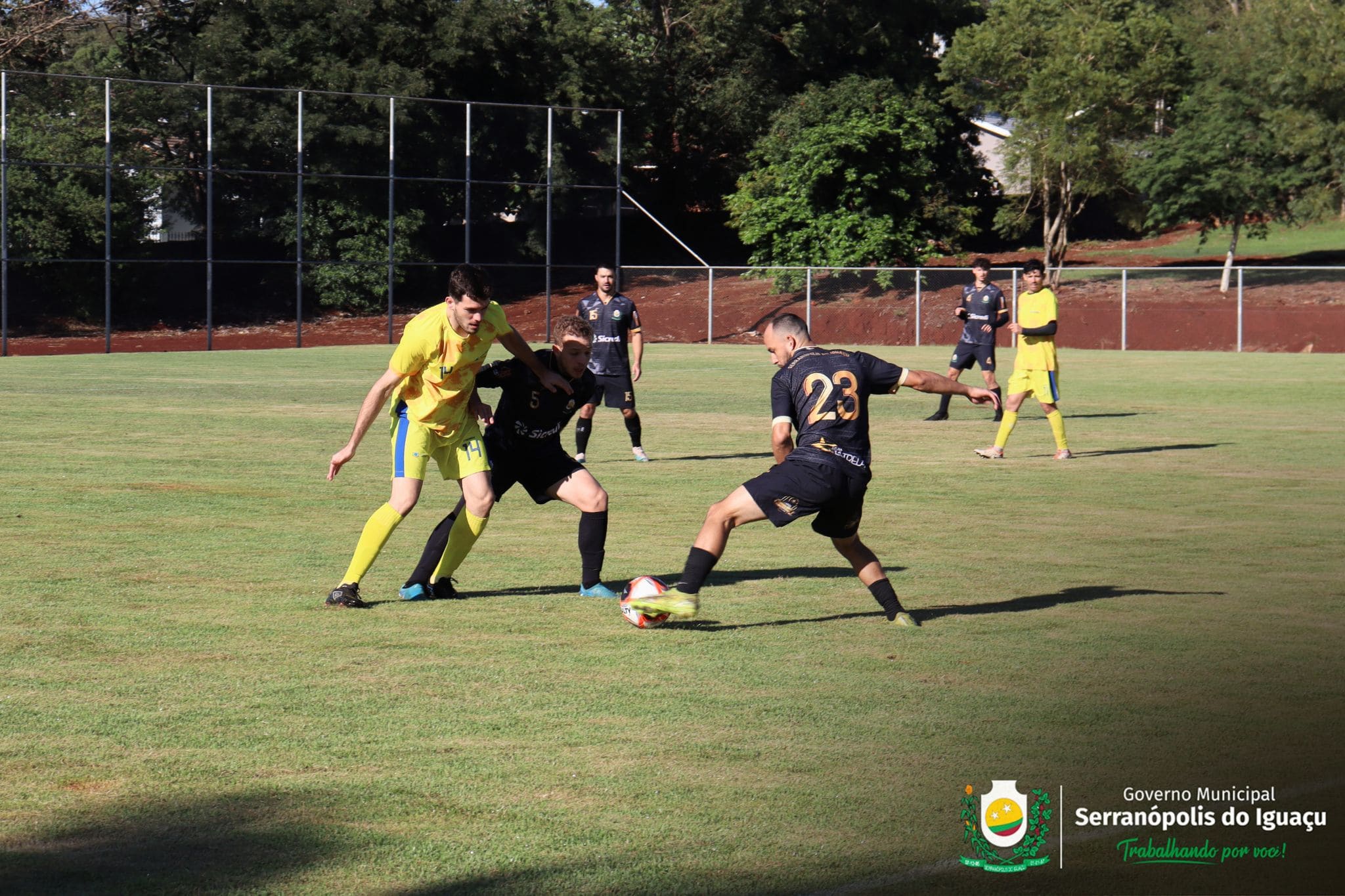 Serranópolis do Iguaçu vence em casa pela 8ª Copa Oeste de Futebol