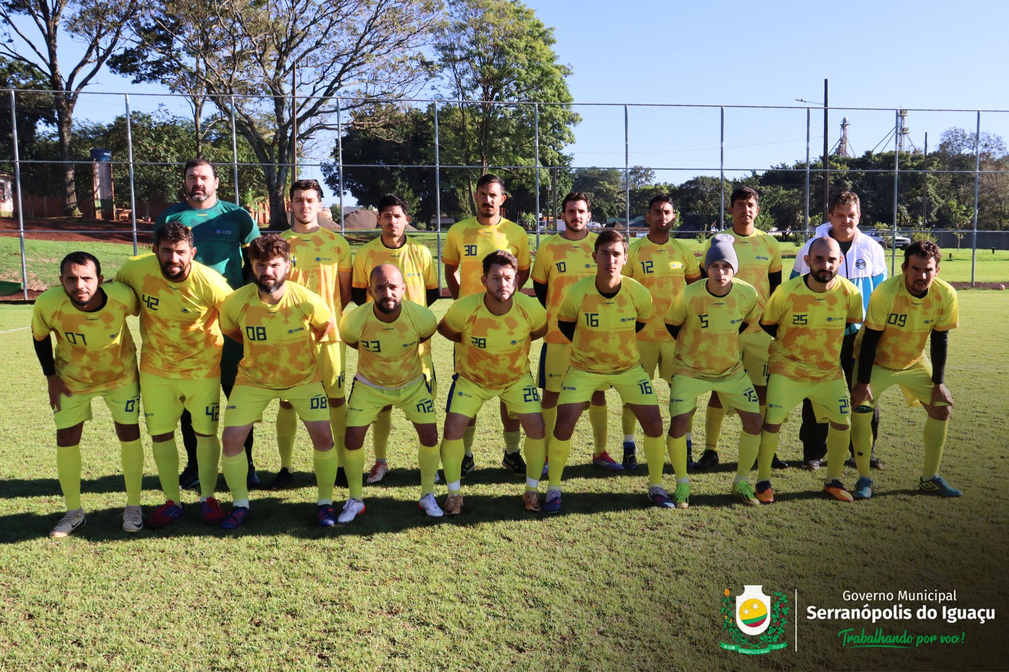 Serranópolis do Iguaçu vence em casa pela 8ª Copa Oeste de Futebol Serranópolis do Iguaçu vence em casa pela 8ª Copa Oeste de Futebol