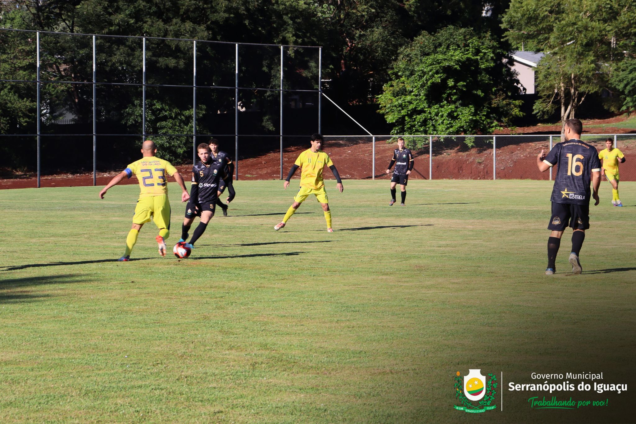 Serranópolis do Iguaçu vence em casa pela 8ª Copa Oeste de Futebol Serranópolis do Iguaçu vence em casa pela 8ª Copa Oeste de Futebol