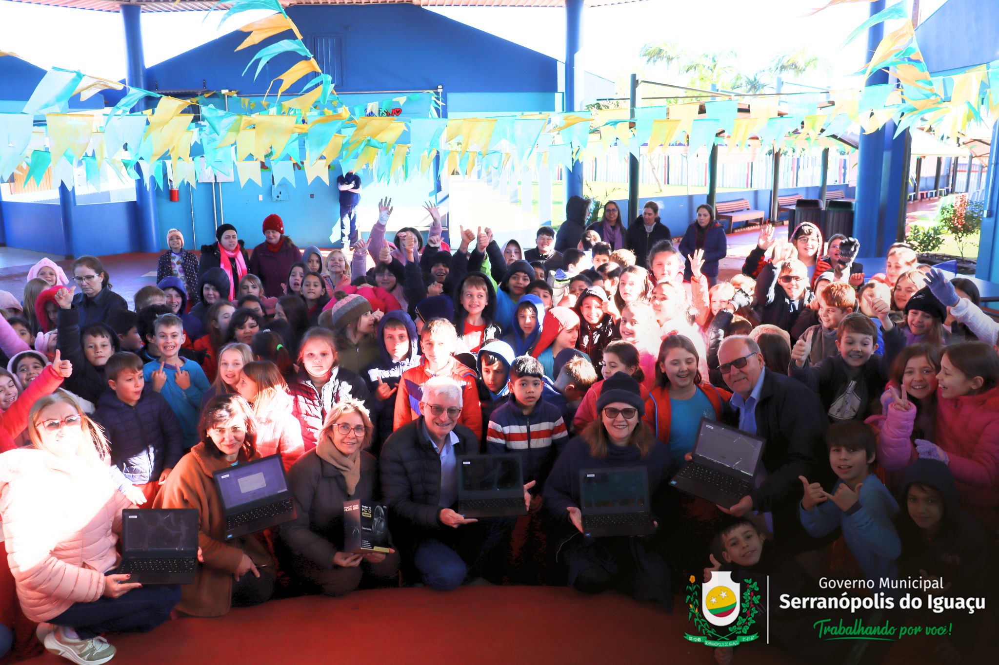 Escola Municipal Serranópolis do Iguaçu recebe Chromebooks e amplia acesso à tecnologia na educação