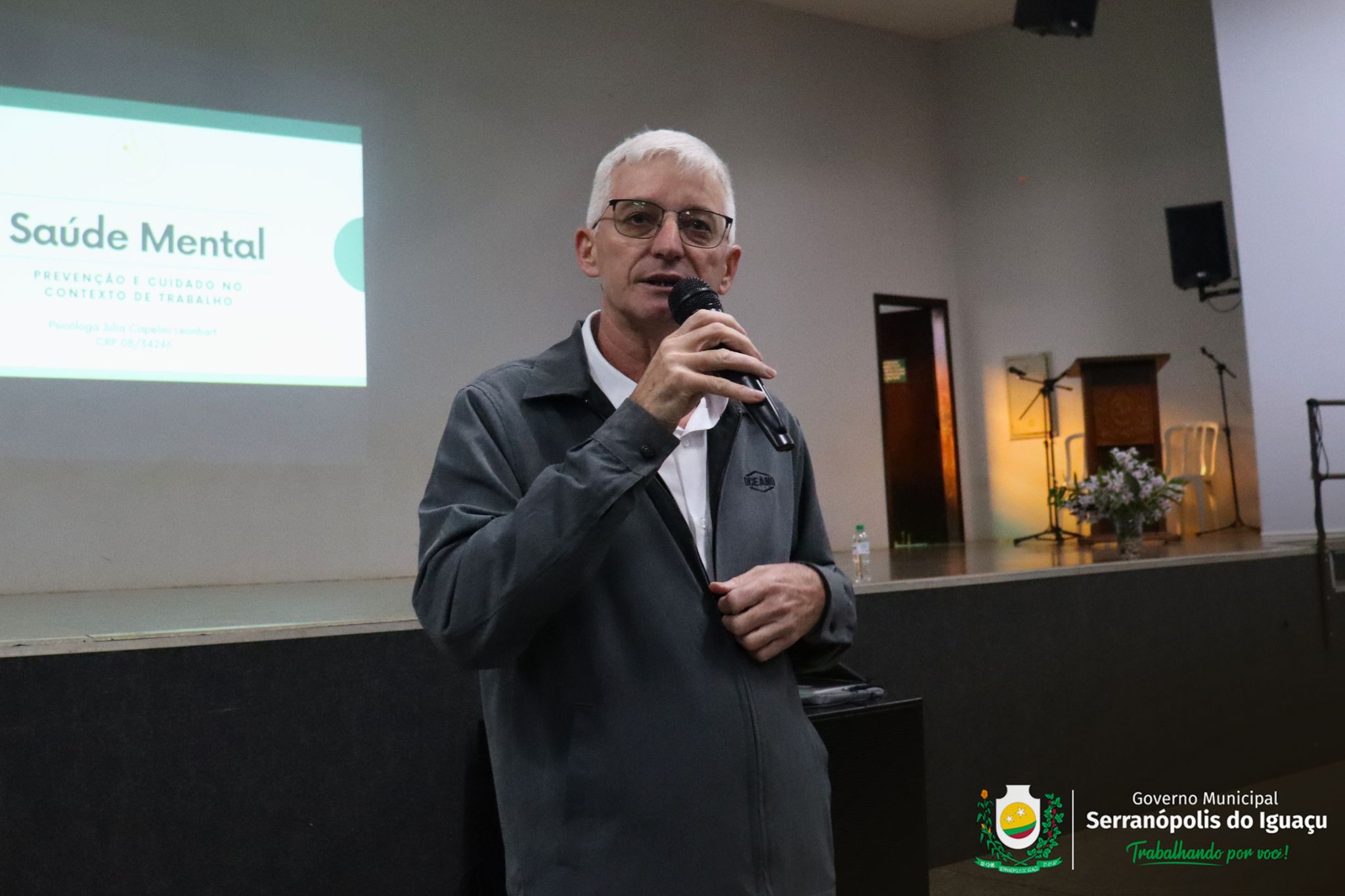 Governo Municipal promove ação de conscientização sobre saúde mental para servidores Governo Municipal promove ação de conscientização sobre saúde mental para servidores