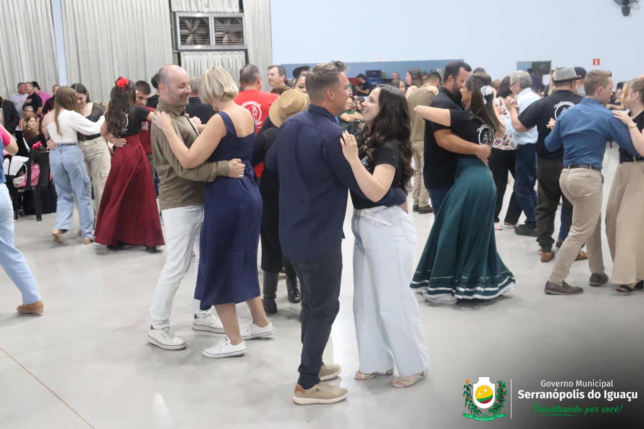 Governo Municipal finaliza curso de dança de salão em Serranópolis do Iguaçu