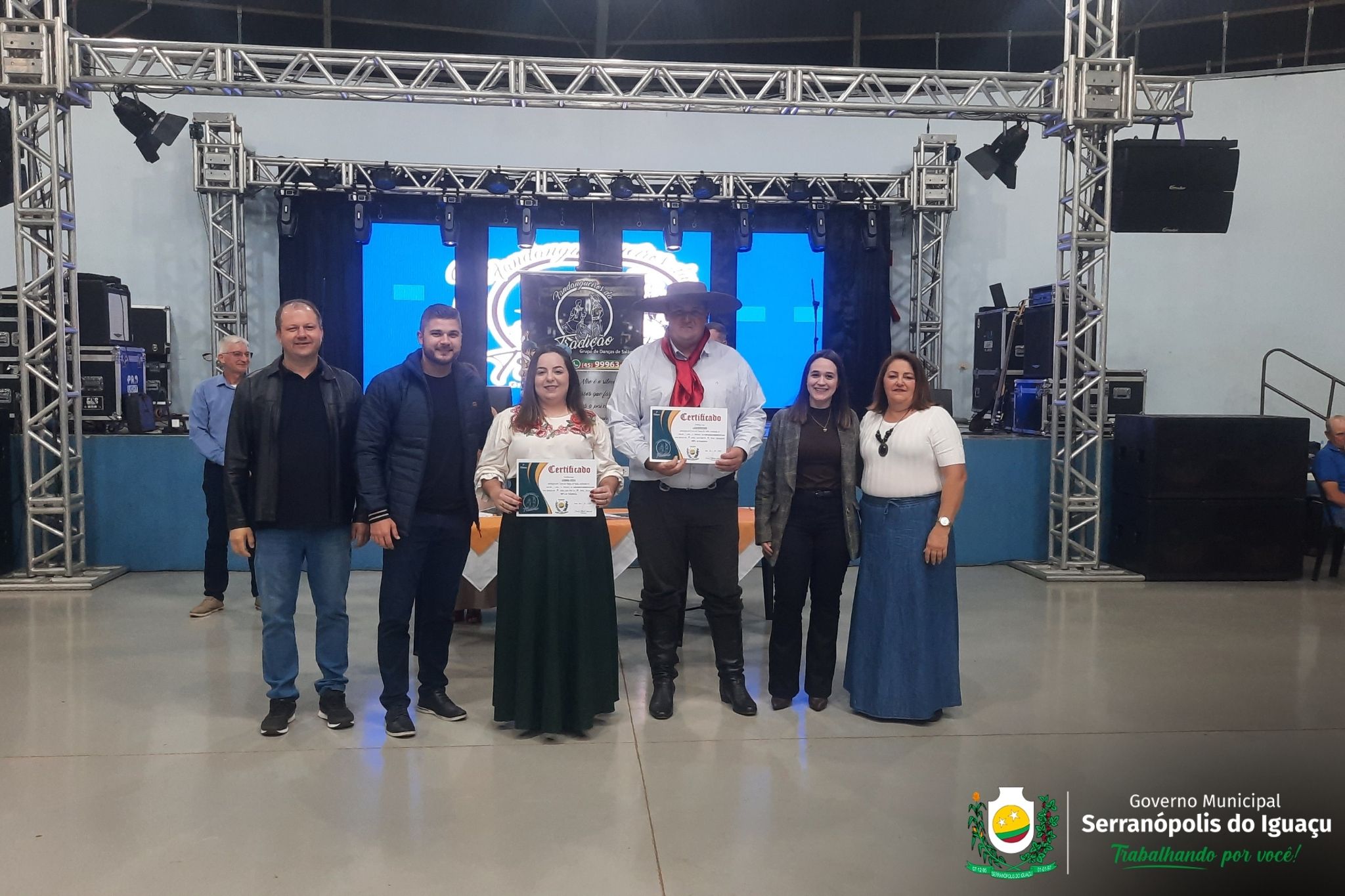 Fotos Encerramento Curso de Dança de Salão Fotos Encerramento Curso de Dança de Salão