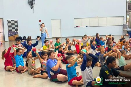 Governo Municipal promove atividade especial em comemoração ao Dia das Crianças Governo Municipal promove atividade especial em comemoração ao Dia das Crianças