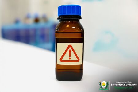 Governo Municipal alerta para risco de intoxicação por metanol em bebidas adulteradas