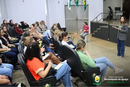 Governo Municipal promove palestras sobre saúde mental voltadas ao bem-estar profissional Governo Municipal promove palestras sobre saúde mental voltadas ao bem-estar profissional