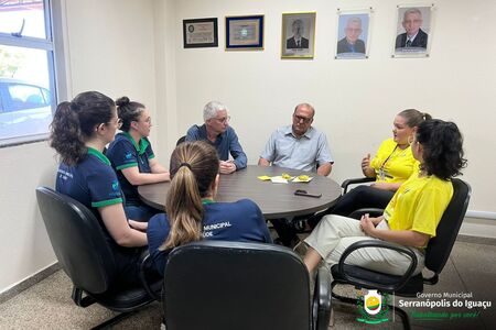 Equipe de saúde mental realiza ação de prevenção ao suicídio no Paço Municipal 22 de Outubro Equipe de saúde mental realiza ação de prevenção ao suicídio no Paço Municipal 22 de Outubro